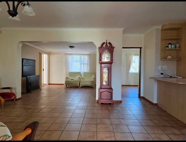 3 BEDROOM HOUSE FOR SALE IN FRANSKRAAL